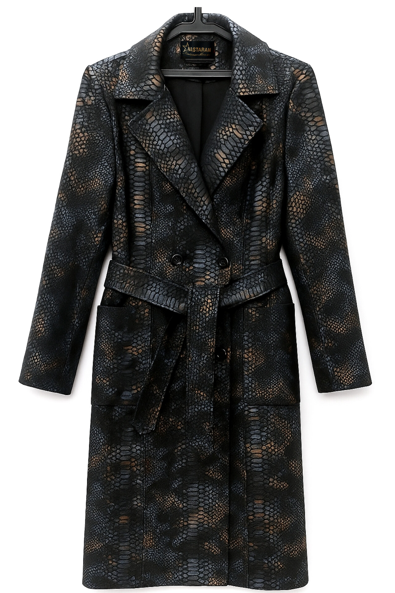 پالتوچهاردگمه‌پوست‌ماری